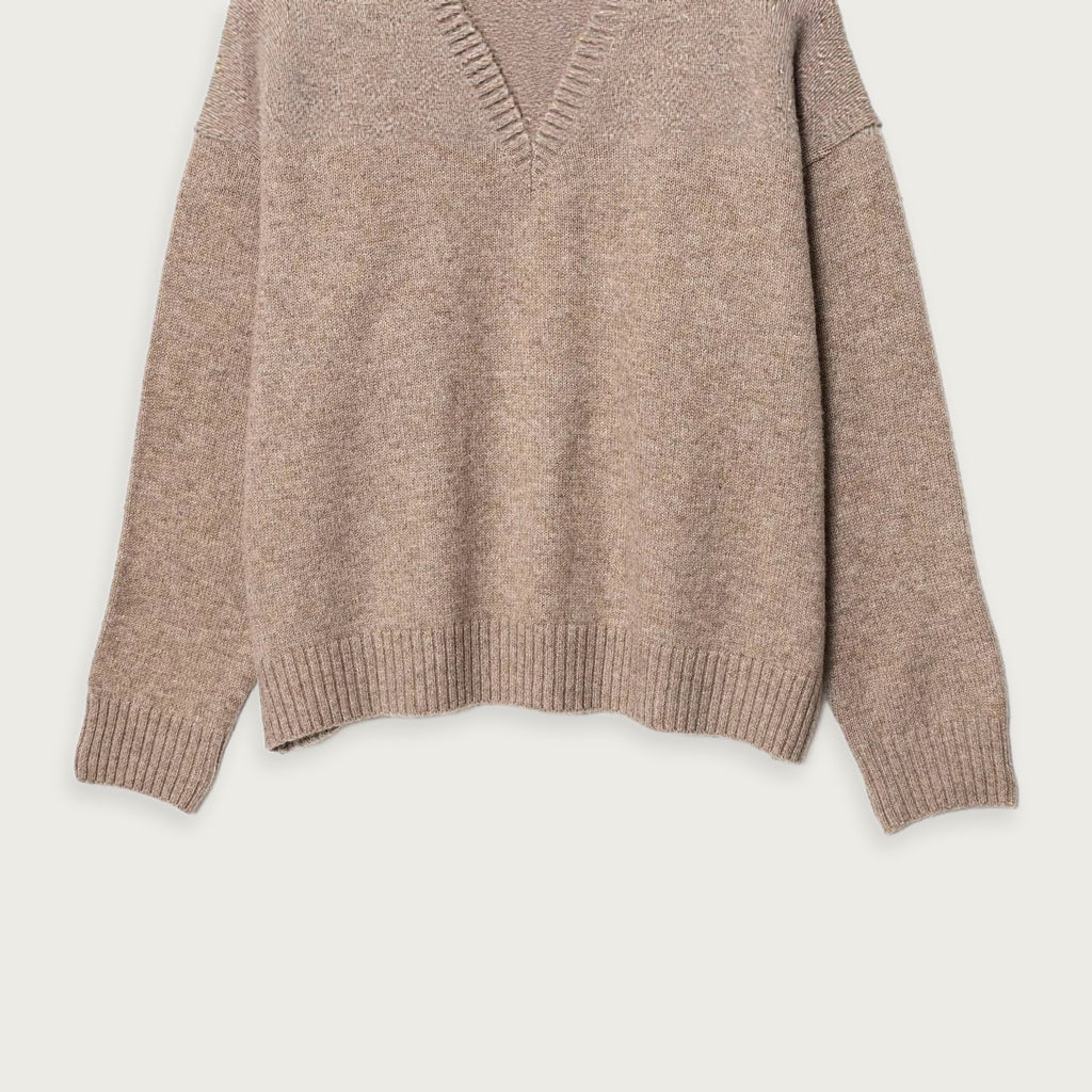 V Ringad Stickad Tröja Khaki Modern Tidlös Komfortabel