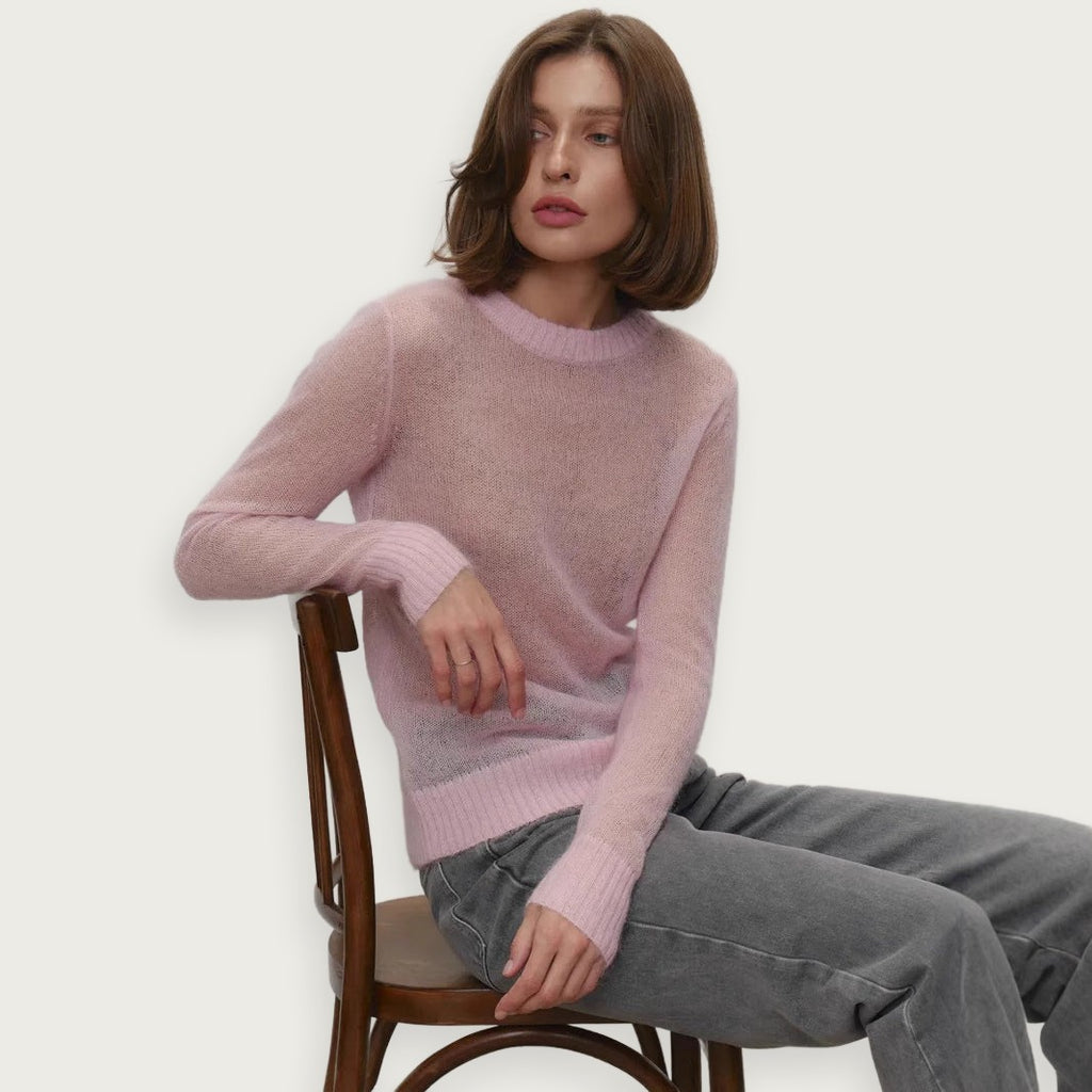 Genomskinlig stickad poncho – Rundhalsad i candyfärg